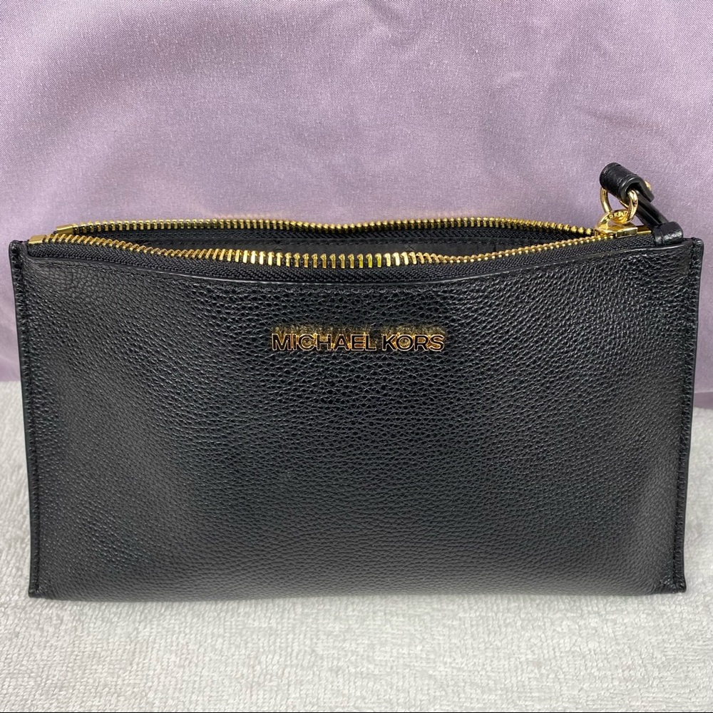 Michael Kors JET SET Clutch